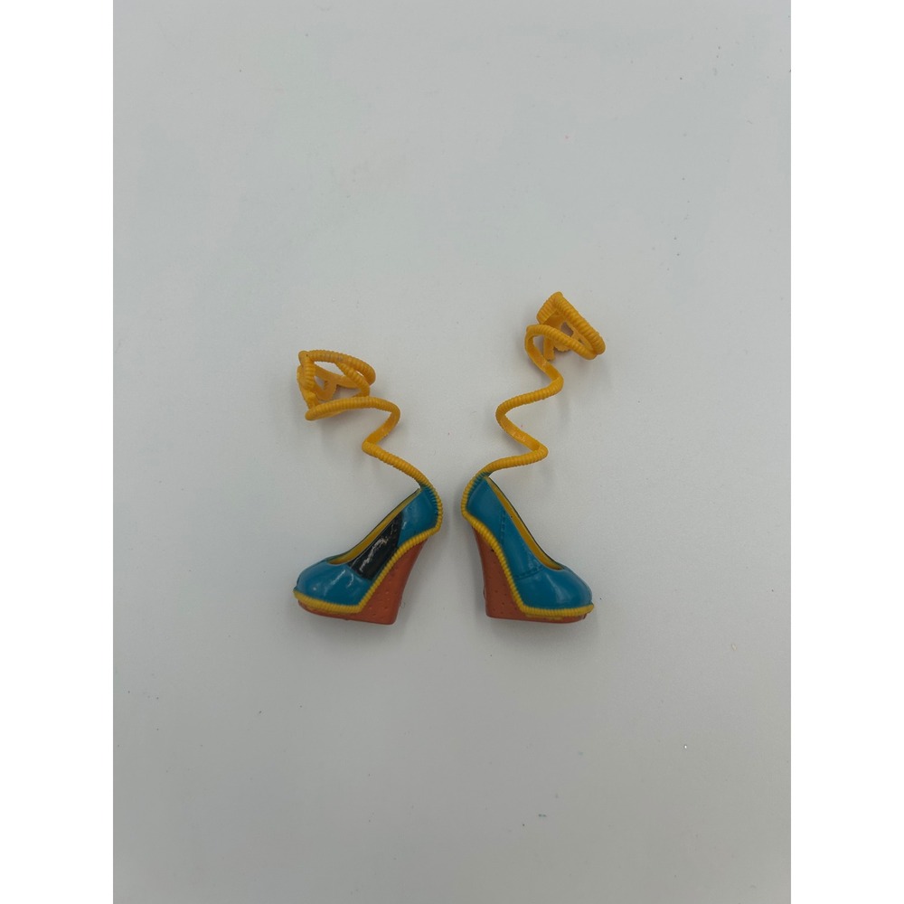 Monster High Mad Science Lagoona Blue Wedge Shoes